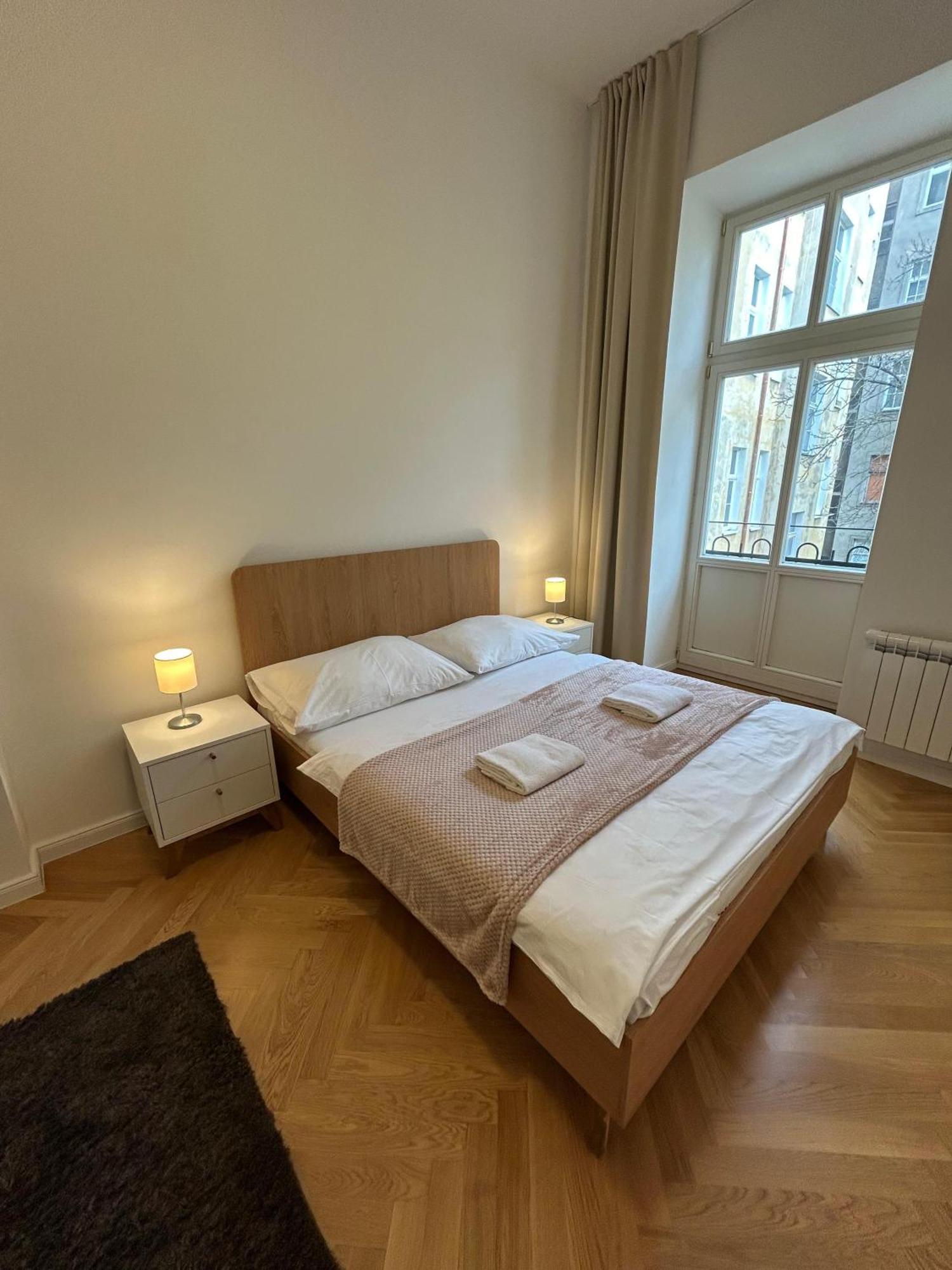 Rasinovo Nabrezi - Riverside Residence 布拉格 外观 照片