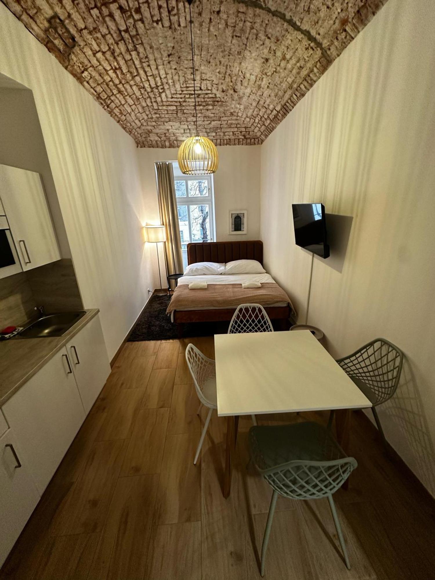 Rasinovo Nabrezi - Riverside Residence 布拉格 外观 照片